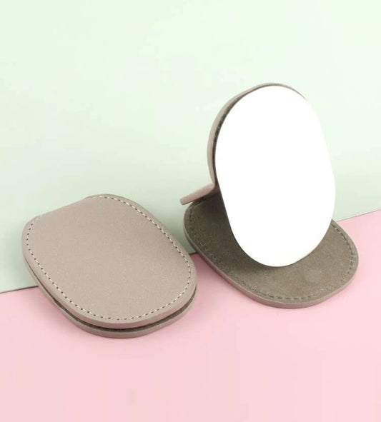 Portable folding mirror