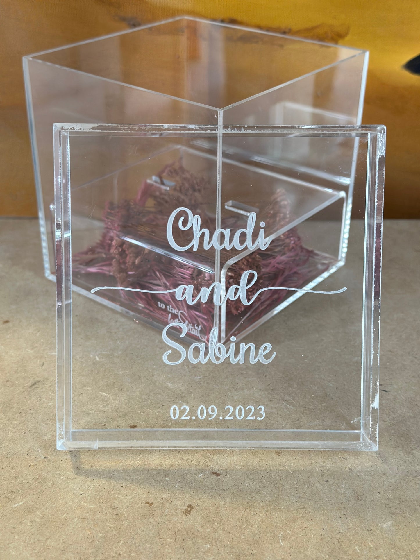 Ring Holder Acrylic Box