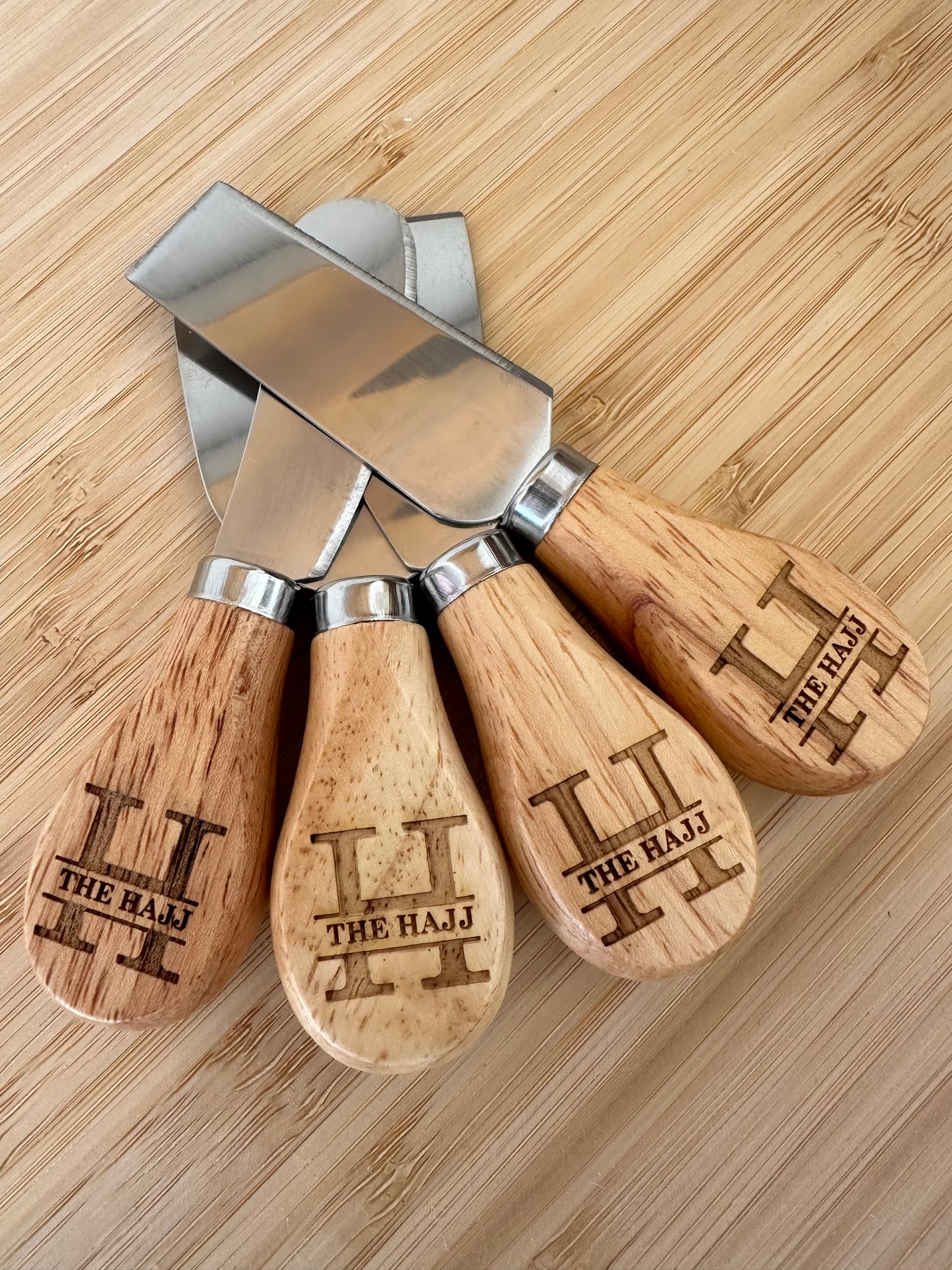 Cheese knives